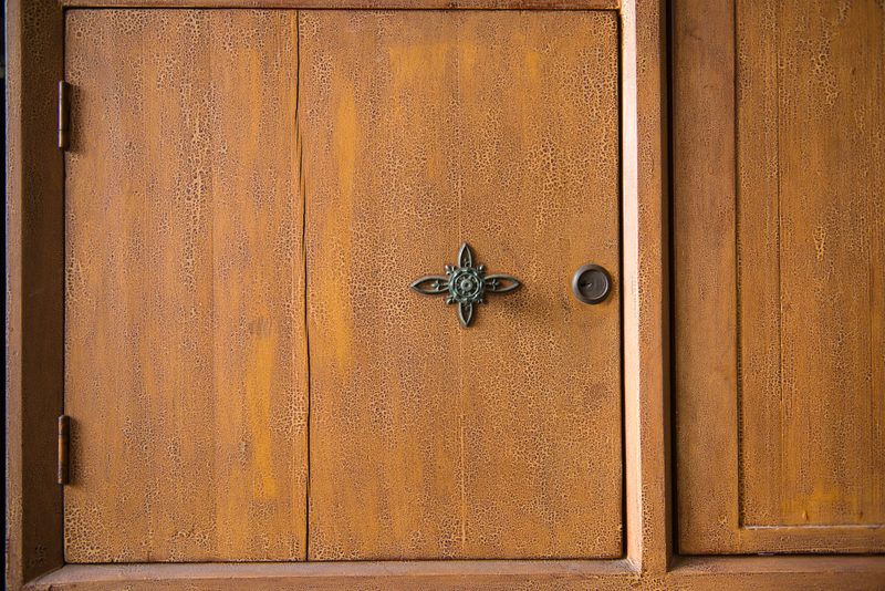 Free, solid pine wardrobe, photo 1